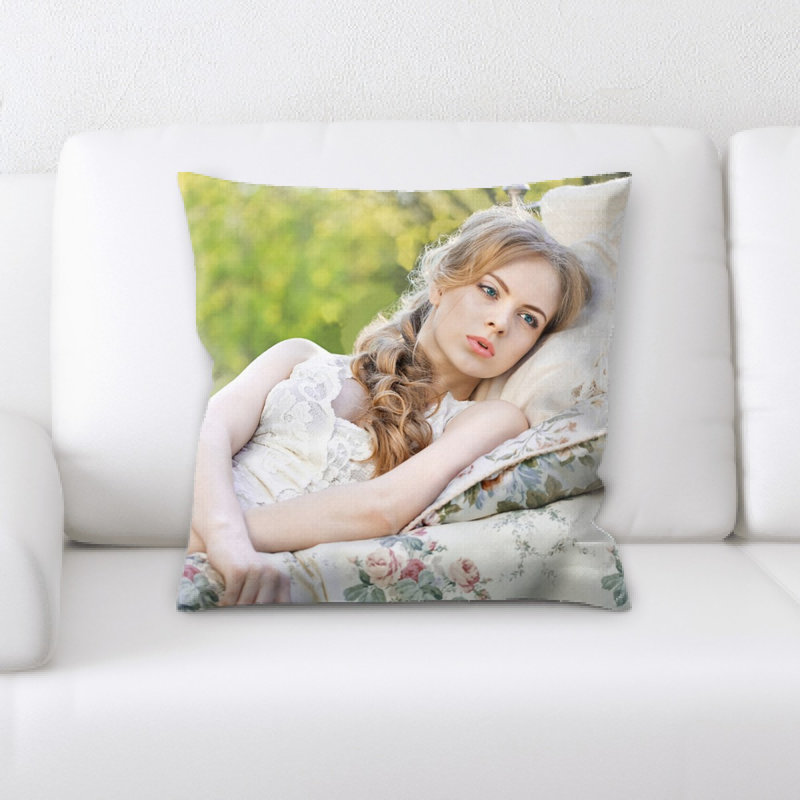 Coussin Girl