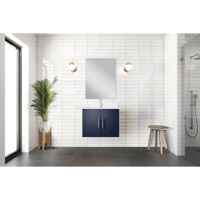 24 po L x P 22 po. Meuble-lavabo bleu marine, comptoir en marbre, miroir et robinet 18 po, meuble-lavabo à rayures 24 po, comptoir cultivé et résistance durable