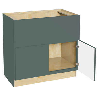 Gallery Express Briar Assembled 36 in W x 24 in D x 34.5 in H Farm Sink Base Kitchen Cabinet with Sft Close in Meadow