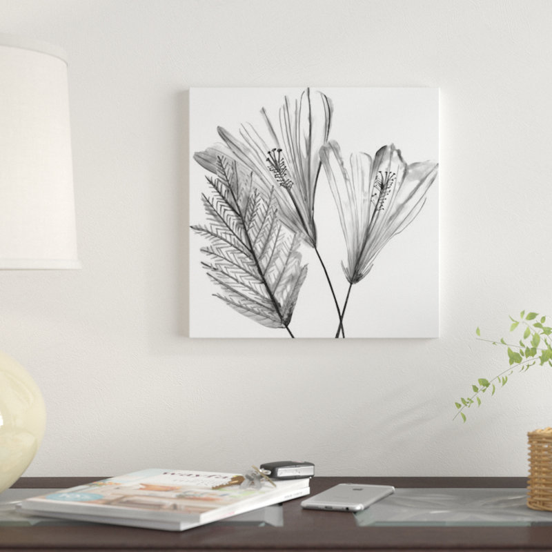 « floral silhouette ii », impression sur toile, H 18 po x l 18 po x P 1,5 po, Toile avec cadre noir