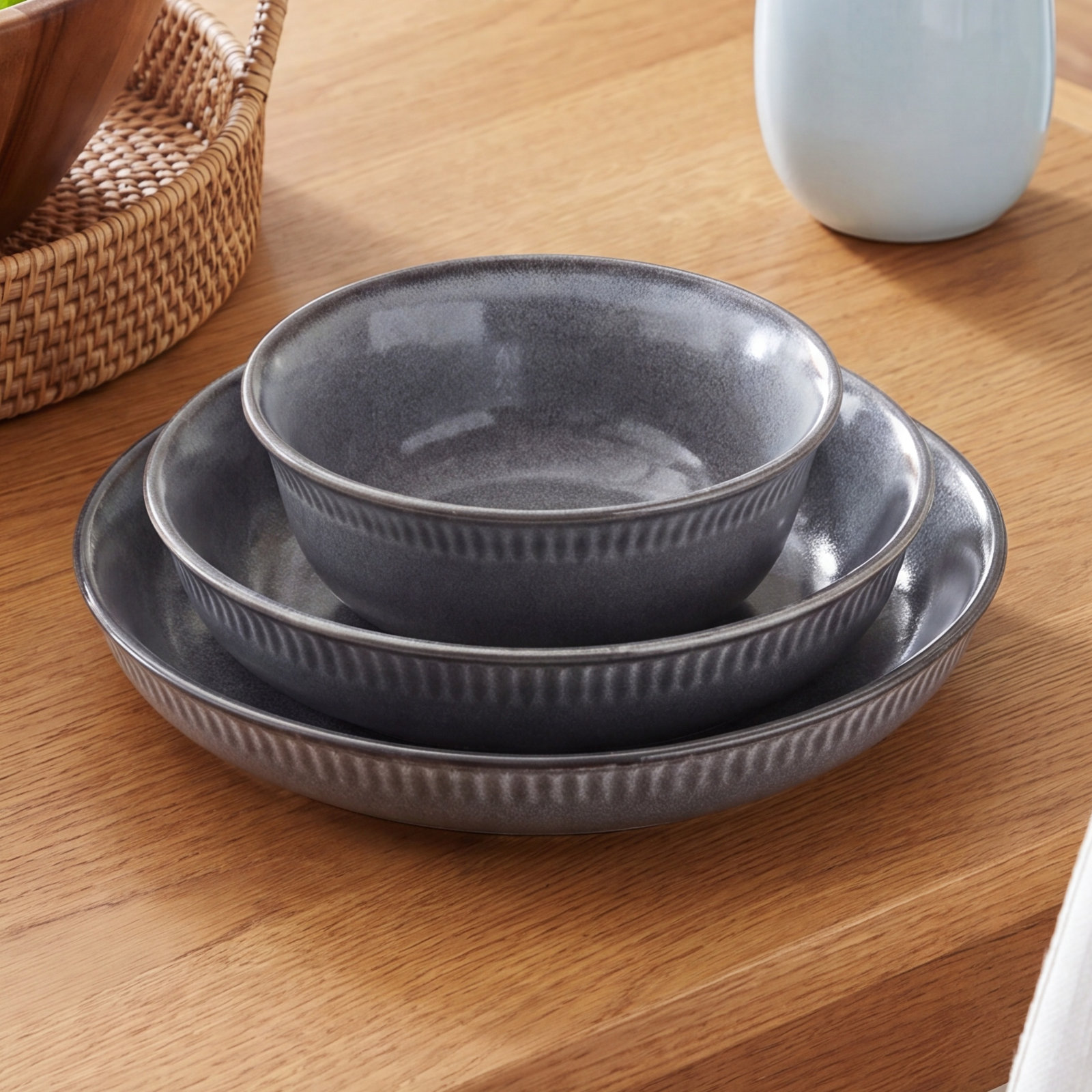 Amara Stoneware Cereal Bowl, Gray