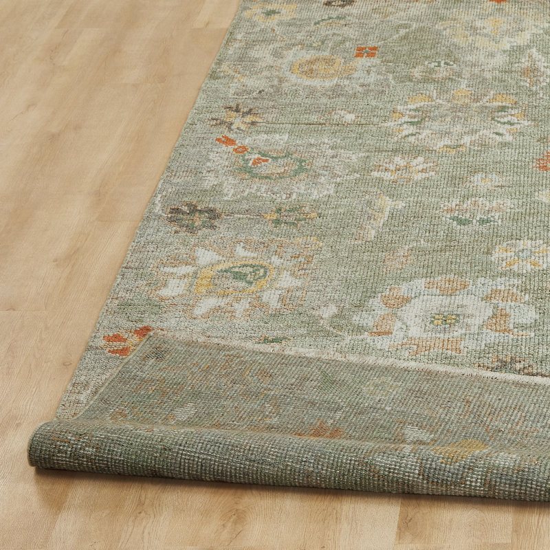 Amaris Sage Whisper Hand-Knotted Wool Area Rug, Rectangle 8' x 10'