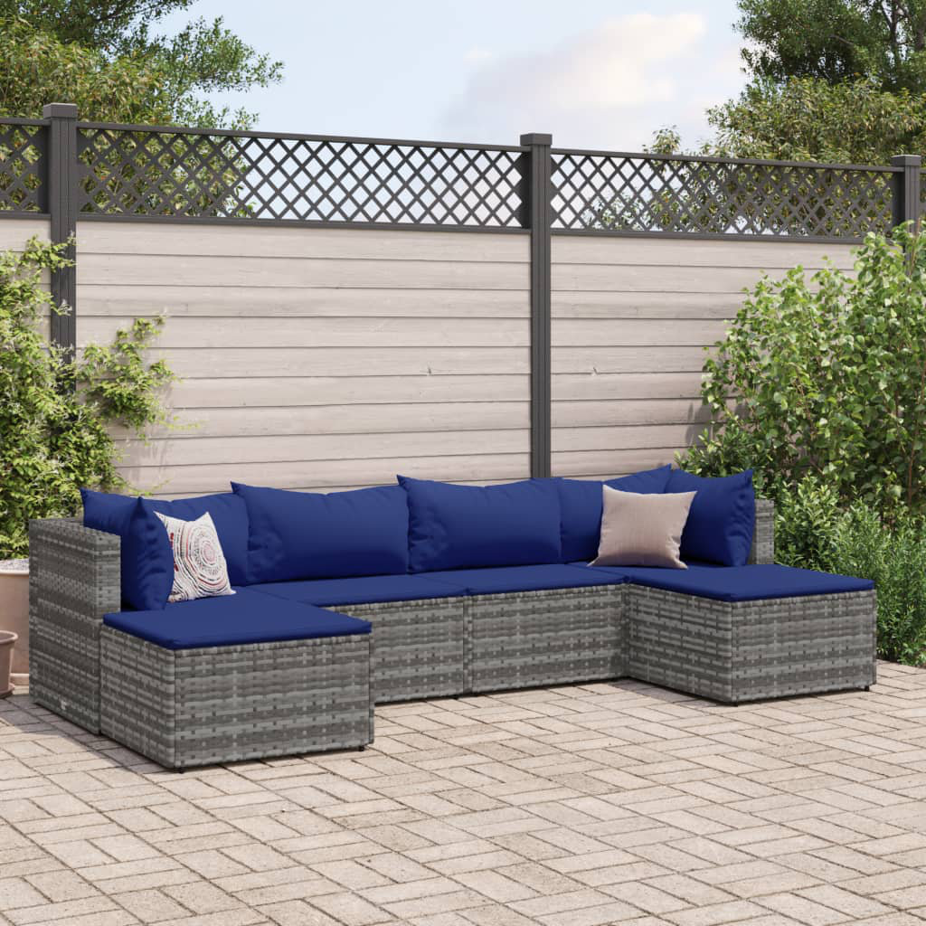 Gartensofa mit Kissen