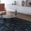 Tapis bleu sarcelle géométrique en cuir de vache foncé-53912692