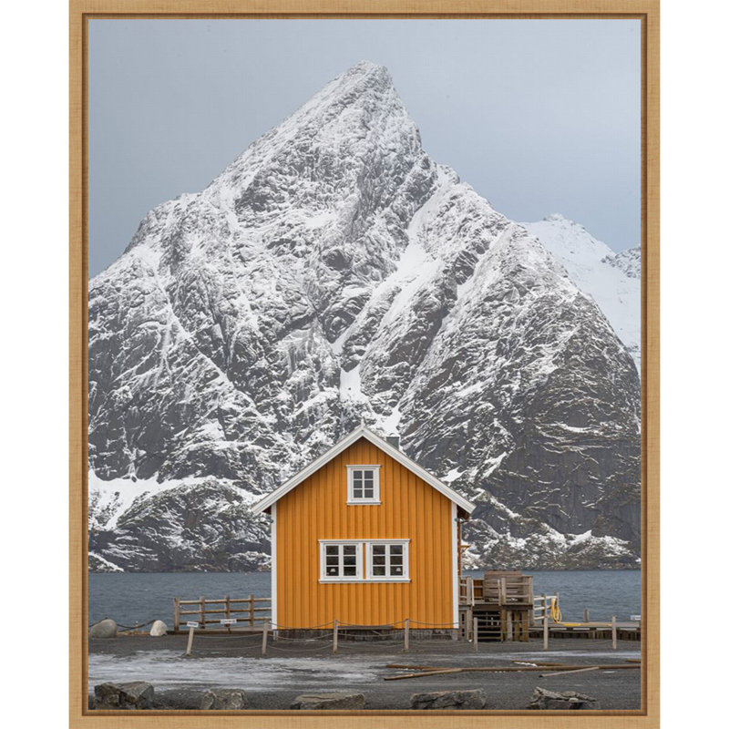 «The Yellow Village III» par Danny Head, reproduction d'art sur toile encadrée, H 28 po x l 23 po