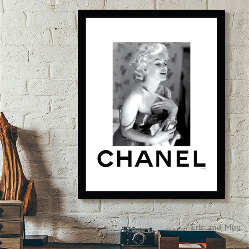 Marilyn Monroe Designer Fashion Framed Print
