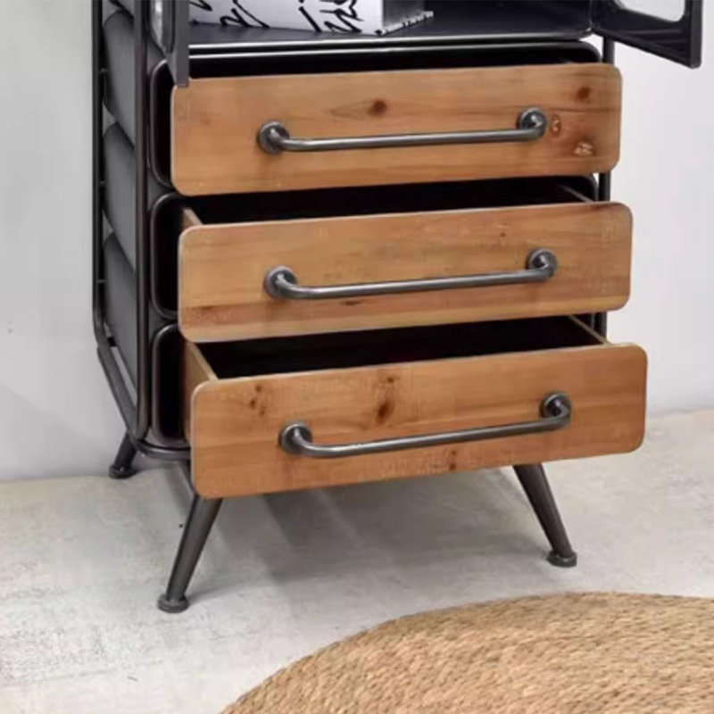Noir massif + vitrines en bois manufacturé