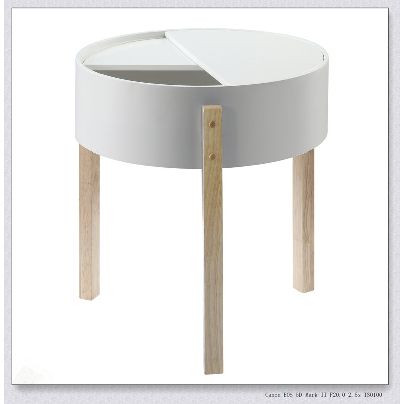 Table de bout blanche et naturelle avec rangement caché, élégante et fonctionnelle pour les intérieurs modernes