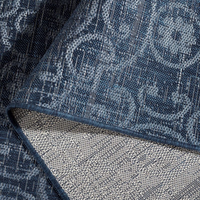 Tapis bleu marine / beige en polypropylène / polyester / latex tissé à la machine Lanza, Rectangle 6 pi 7 po x 9 pi 6 po