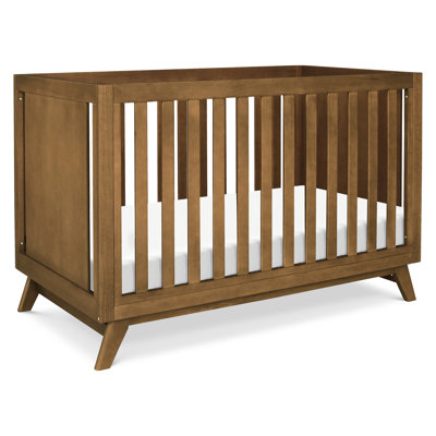 Otto Pine 3-in-1 Convertible Crib
