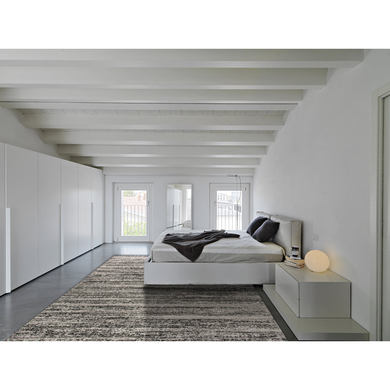 Donna Abstract Indoor Rug, Rectangle 5'3" x 7'7"