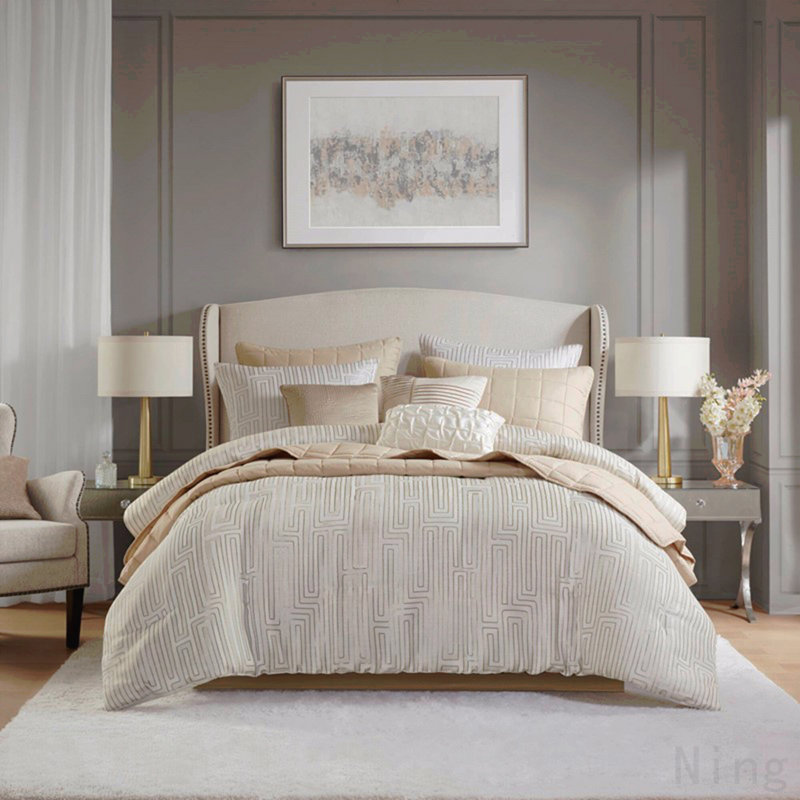 Ensemble d'édredon jacquard 10 pièces grand luxe ivoire, Édredon pour grand lit + 10 pièces additionnelle