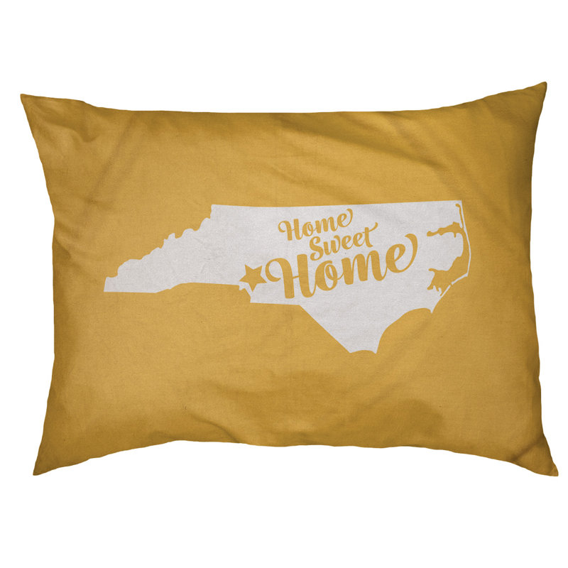 Coussin d'extérieur pour chien Home Sweet, Petit (l 28 po x P 18 po x H 6 po), Jaune, Charlotte