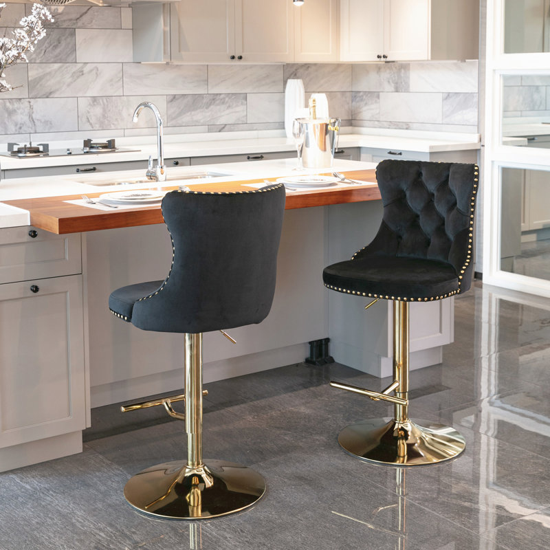 Velours pivotant moderne et doré avec siège réglable en hauteur de 25 à 33 pouces, dossier de tabourets de bar noir confortable, de 2 pour îlot de cuisine et pub pour la maison, pivotant en hauteur, moderne,