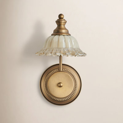 1-light Brass-finish Vintage Wall Sconce