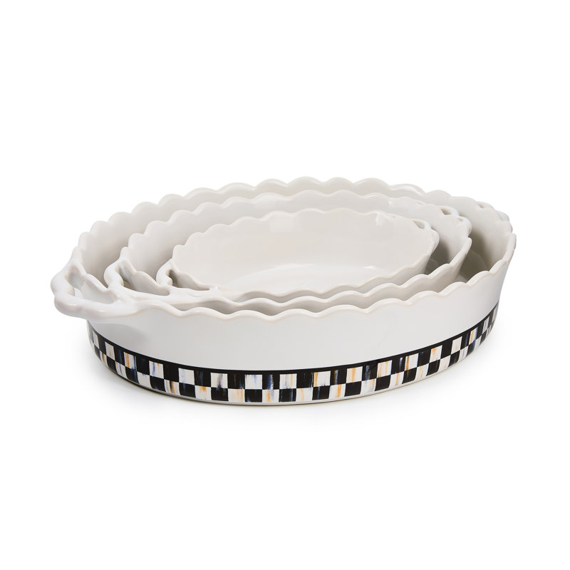 Courtly Check Everyday Oval Baker, White/Black