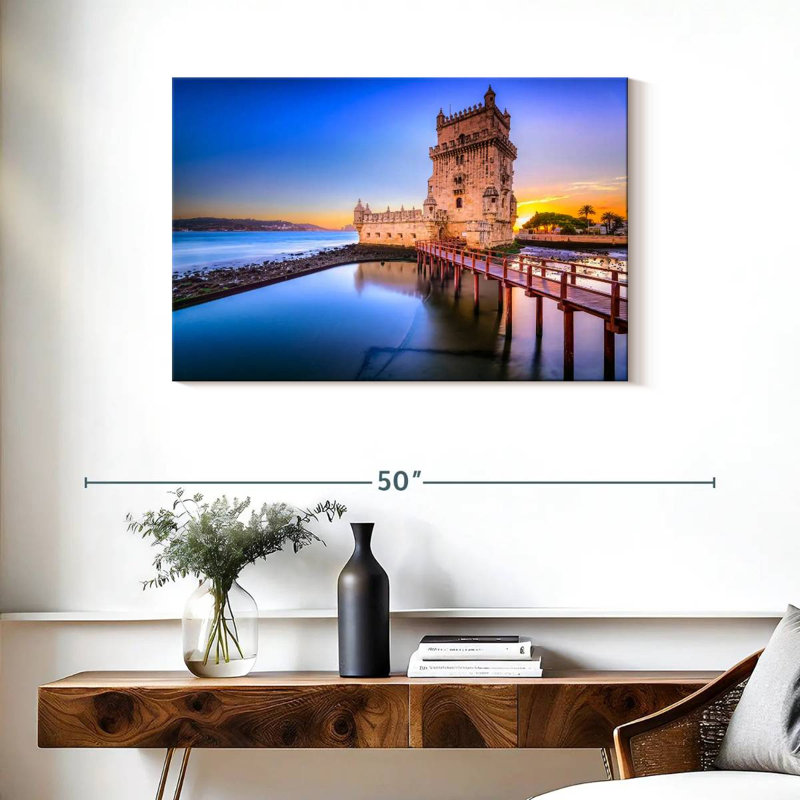Nicci Tower, 24'' H x 36'' W