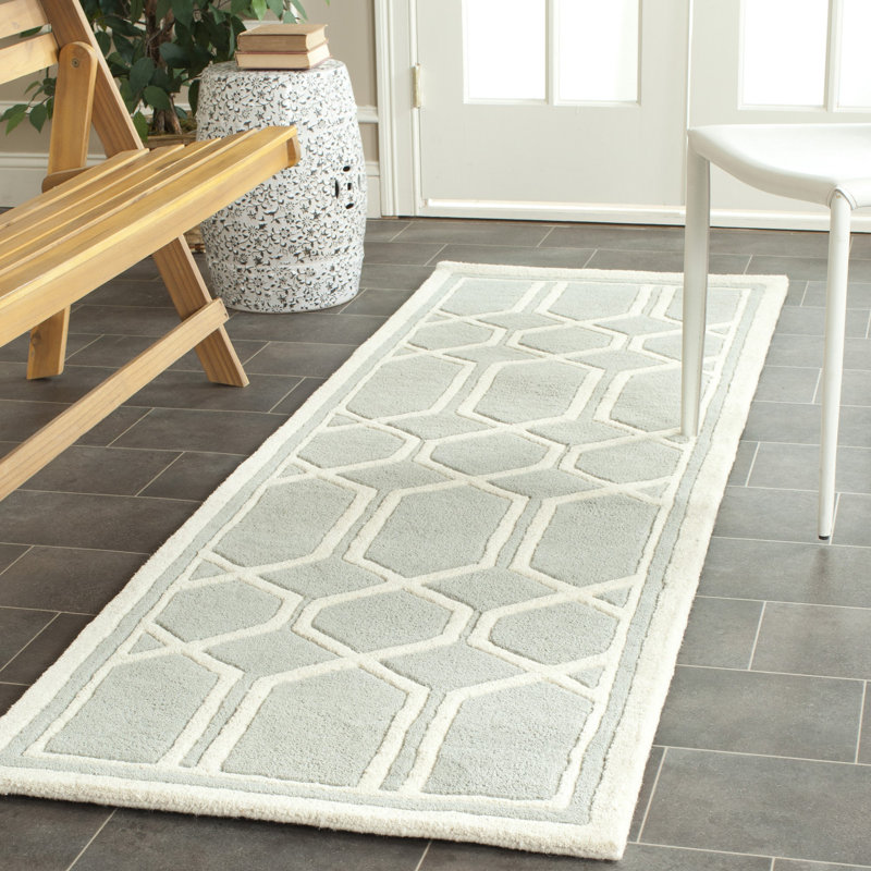 Swallow Hand Tufted Wool Geometric Rug, Rectangle 5' x 8'