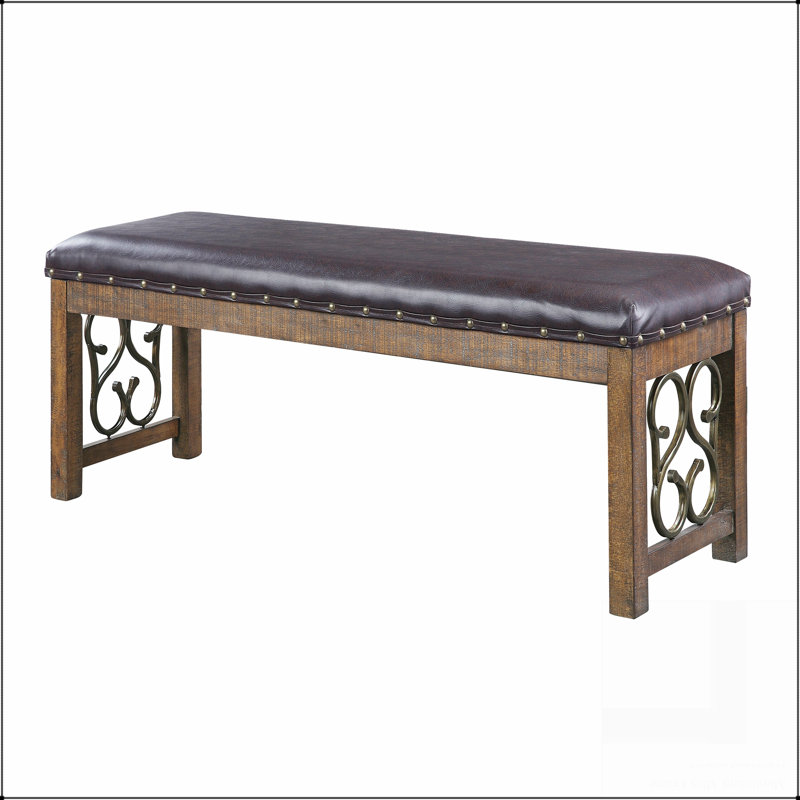 Banc avec garniture cloutée