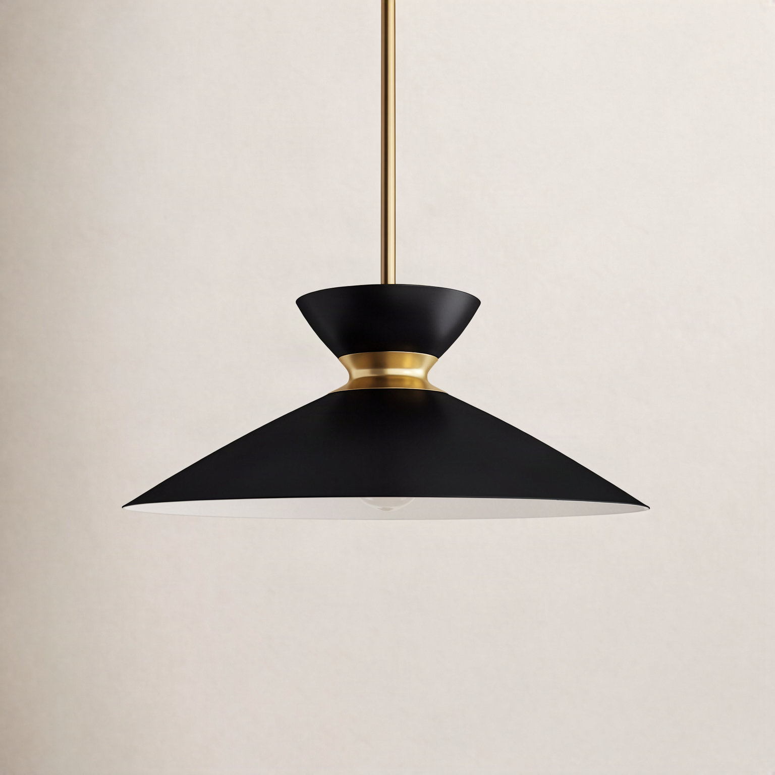 Agata Single Light Metal Dimmable Pendant