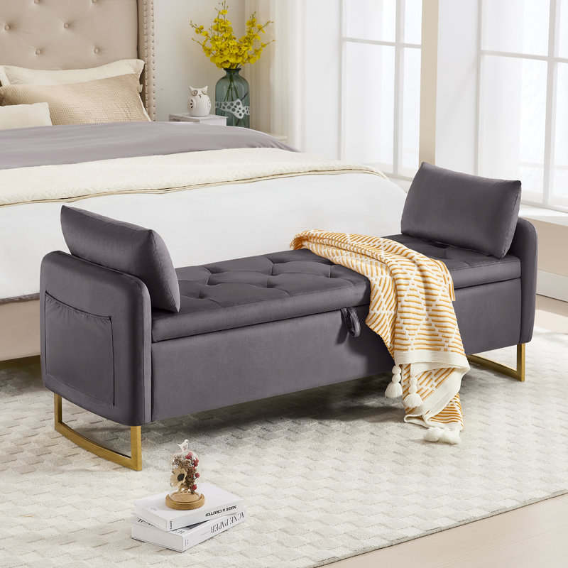 Banc de rangement rembourré 65 po avec deux coussins Soraiya, Gris foncé