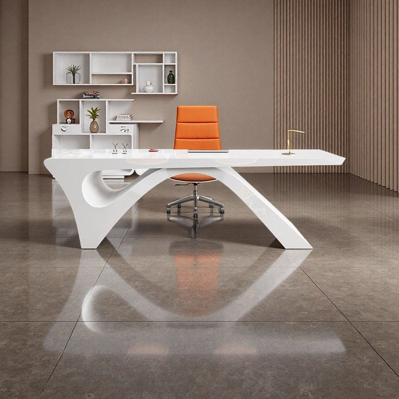 Bureau simple peint, H 29,53 po x l 70,87 po x P 31,5 po