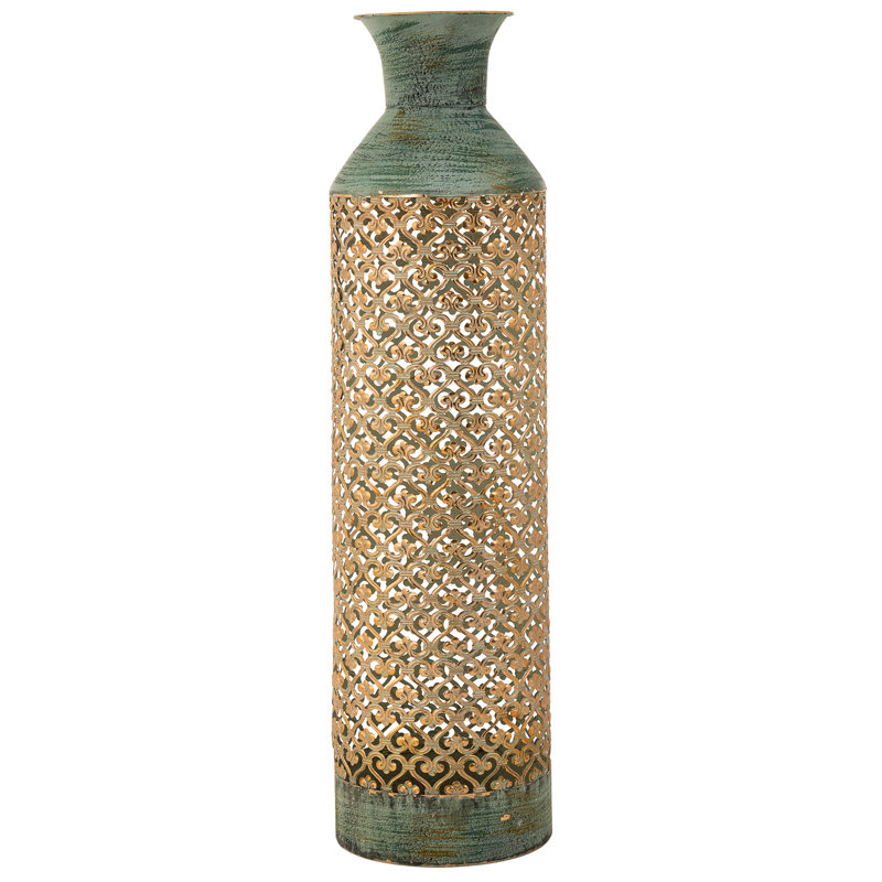 Breven Iron Decorative Bottle