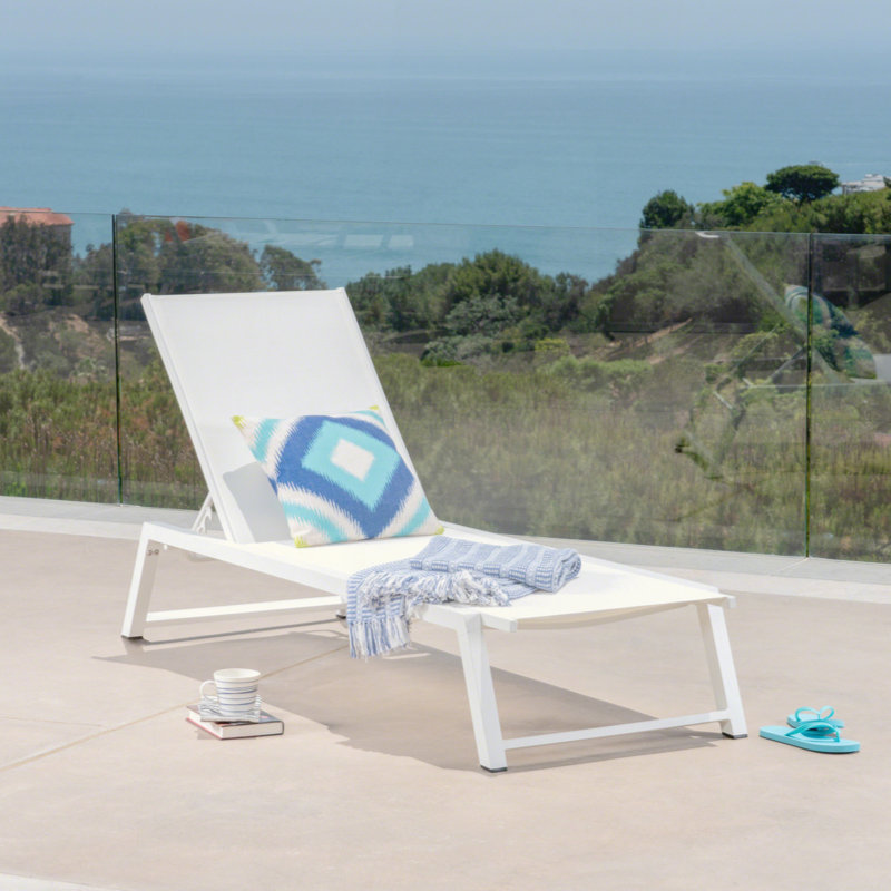Outdoor Streamlined Mesh-Backed Chaise Lounge For Ultimate Relaxation