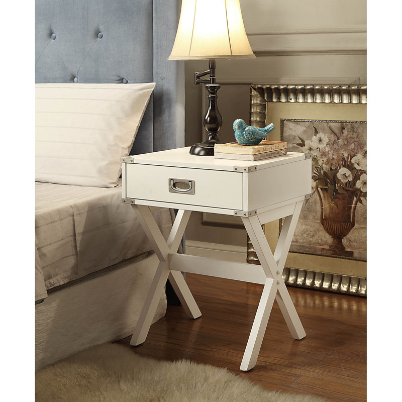 Babs White Finish Accent Table, Table