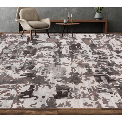 Tapis brun / gris noué à la main
