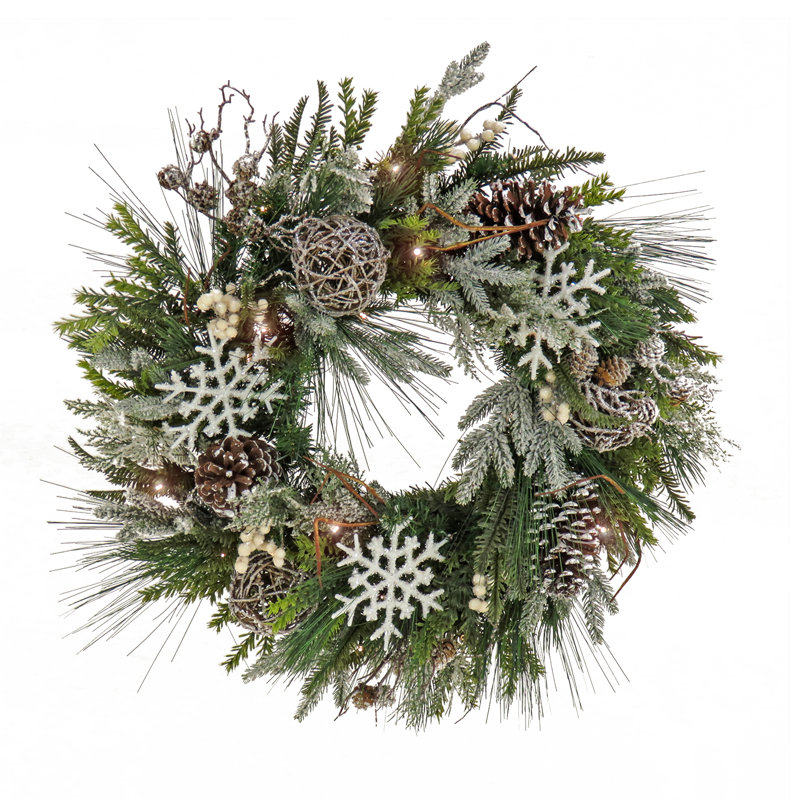 Couronne hivernale pré-éclairée 28 po HGTV Home Collection