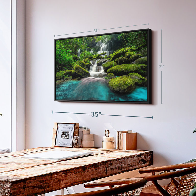 «Forest Waterfall Scene Wall Art», H 21 po x l 31 po