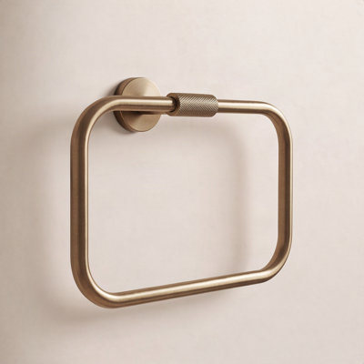 Forward Square Towel Ring