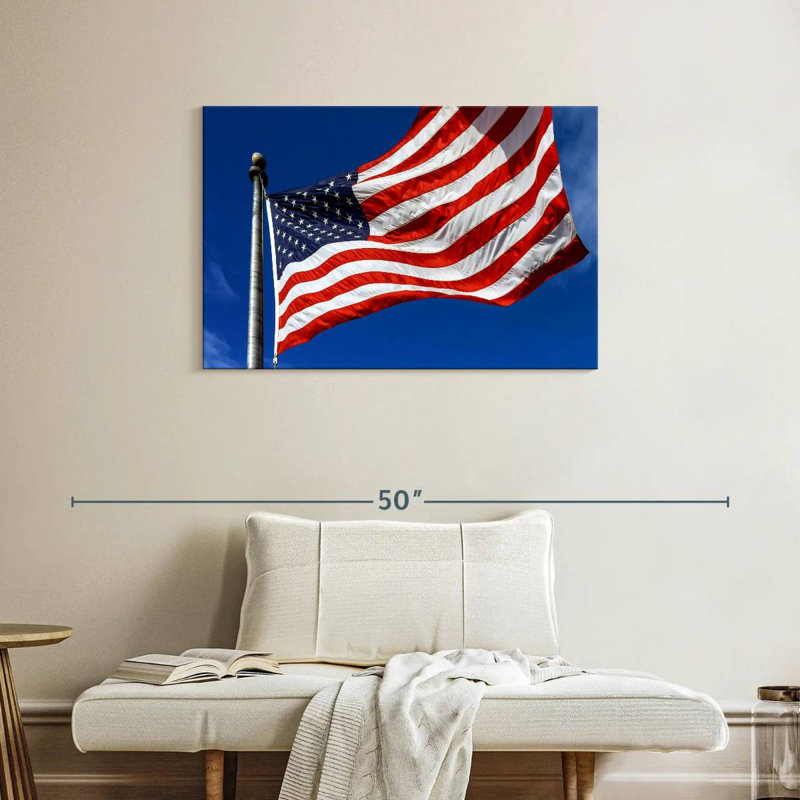 Borges Windblown American Flag, 24" H x 36" W