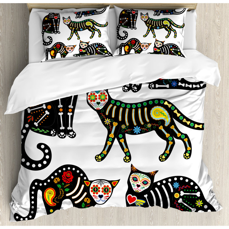 Sugar Skull Modern & Contemporary Polyester Duvet Cover, King Duvet Cover + 2 King Shams