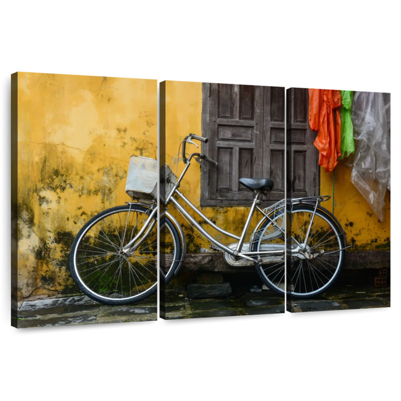 Mehar Metal Bicycle, 28" H x 45" W