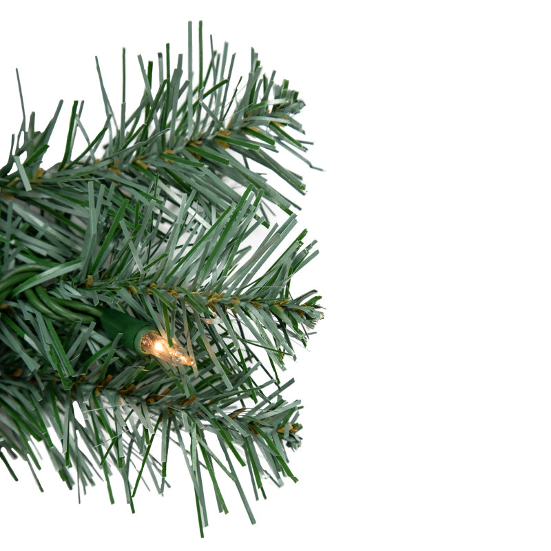 Guirlande de Noël épinette artificielle 9 pi x 12 po avec lumières claires
