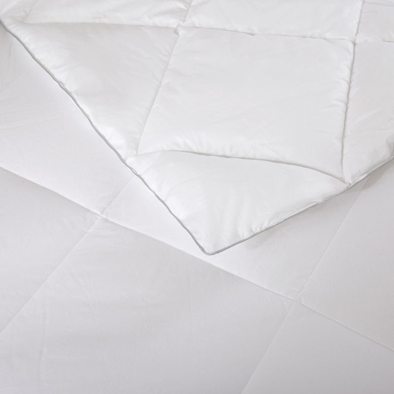 Luxurious White Cotton King Down Alternative Duvet with Diamond Quilting