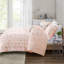 Ensemble d'édredon à imprimé métallique Cal King avec traitement antimicrobien, microfibre ultra douce et motif géométrique élégant pour les chambres à coucher modernes.-119313430-119313429