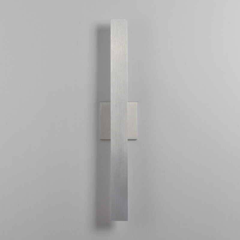 Chesnet-Outdoor Wall Mount, 24" H x 4.5" W x 2.75" D, Satin Aluminum