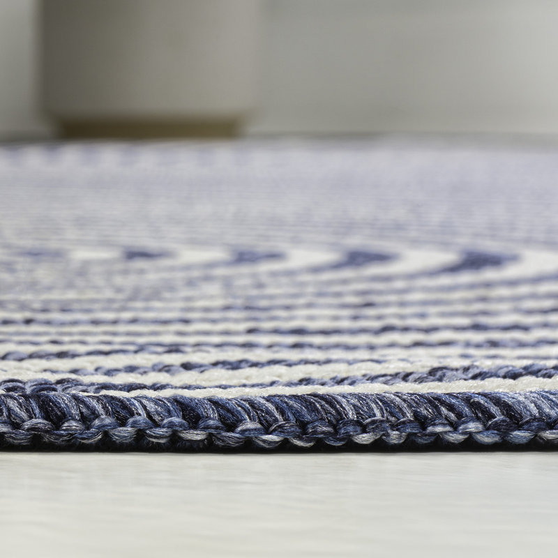 Tapis intérieur / extérieur crème / bleu marine à rayures géométriques Octaviah, Nouveauté : 9 pi x 12 pi