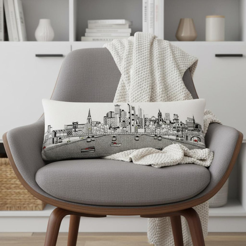 Coussin noir noir Frankfort Nighttime Skyline, Crème