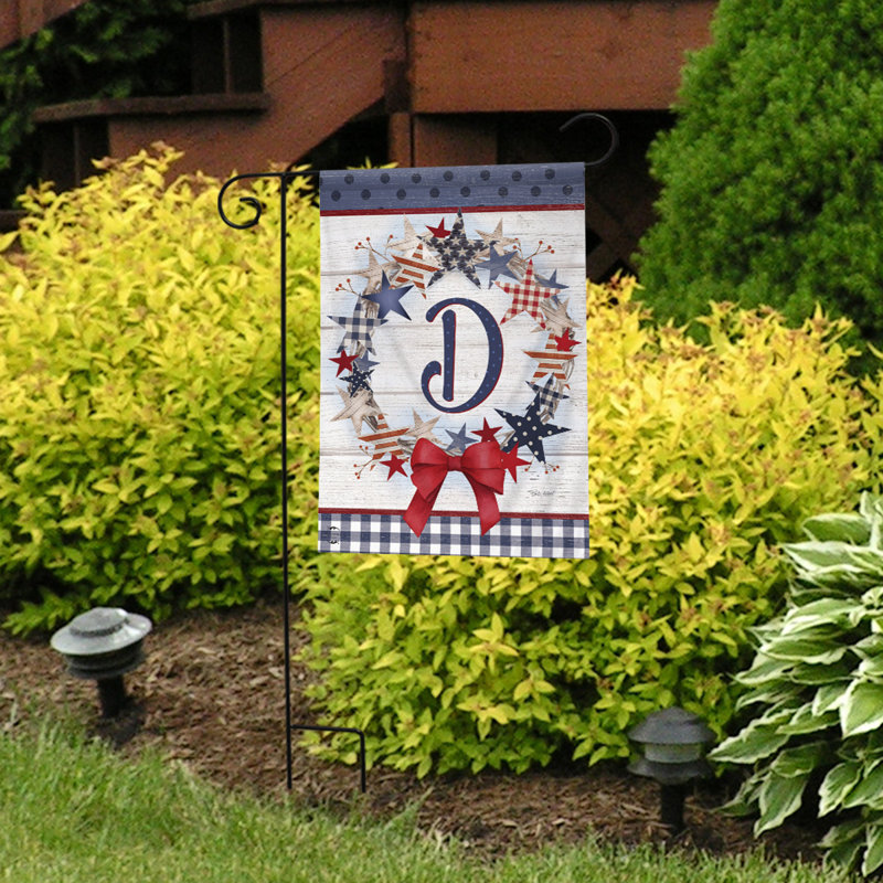 Drapeau de jardin American Wreath Monogram D