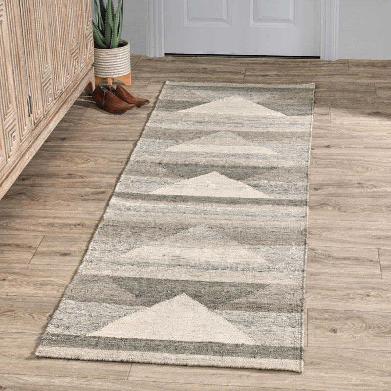 Canyon Geometric Shapes Area Rug in Gray