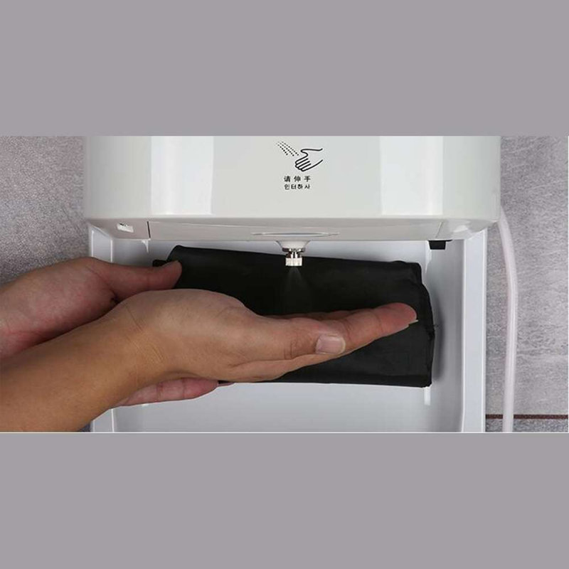 Distributeur automatique de désinfectant pour les mains sans contact mural, argenté FontanaShowers