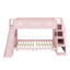 Lit superposé avec glissade et escalier de rangement, mettant en valeur le design des fenêtres de la maison pour un décor de conte de fées moderne-134703504