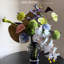 Ornements de fleurs simulées