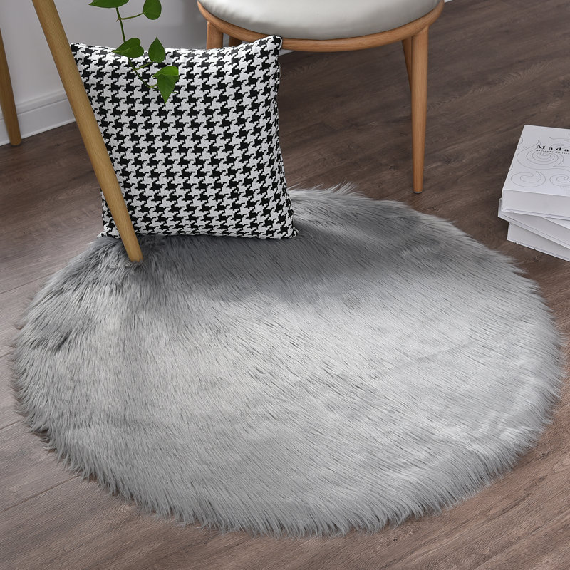Indoor Rug, Round 6'6"