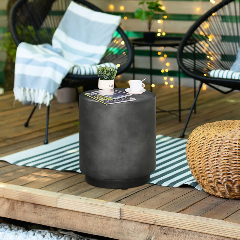 Table d'appoint avec surface en béton gris foncé, légère pour l'intérieur et l'extérieur, 4 pieds réglables, tabouret polyvalent à finition polyvalente