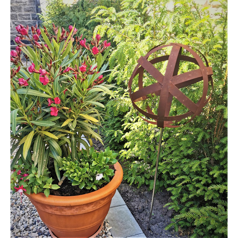 Cavato Steel Garden Art, 105cm H x 25cm W x 25cm D, 1